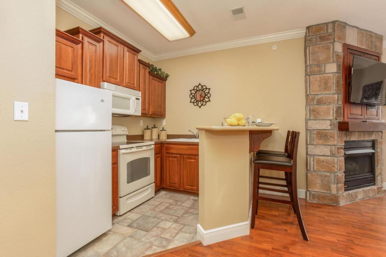 Branson'S Great Rock Retreat Apartment Bagian luar foto